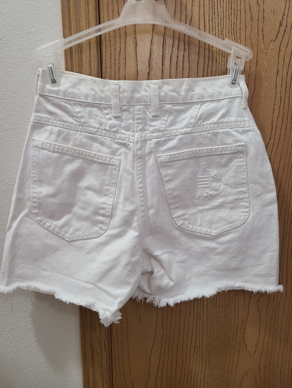 PS Gitano White Frayed Hem Vintage 90s Embroidered Denim High Rise Jean Shorts - Picture 2 of 4